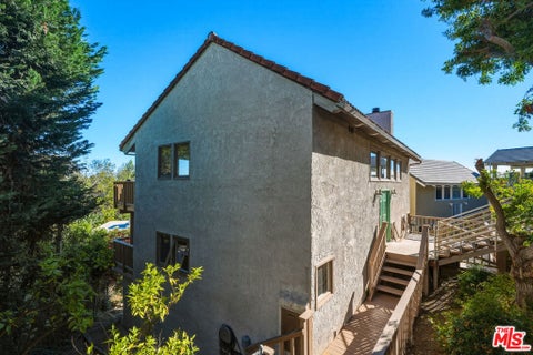 Tiny photo for 2965 Seabreeze Drive, Malibu, CA 90265 (MLS # 26862333)