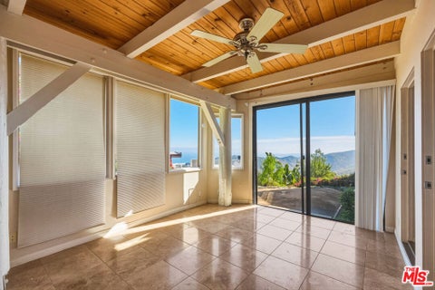 Tiny photo for 2965 Seabreeze Drive, Malibu, CA 90265 (MLS # 26862333)