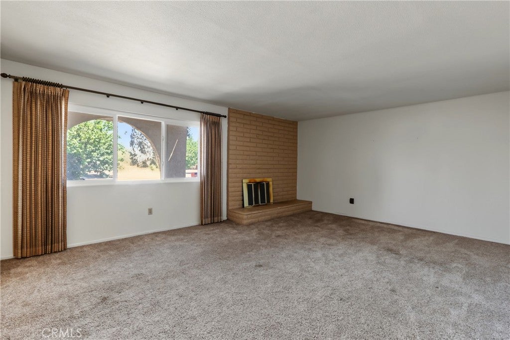 1631 Hackney