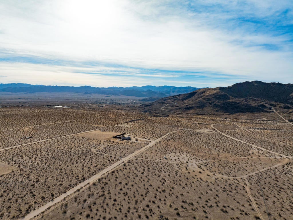 3432 Saddleback Road