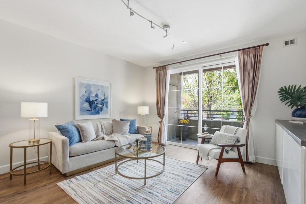 1388 Broadway 103