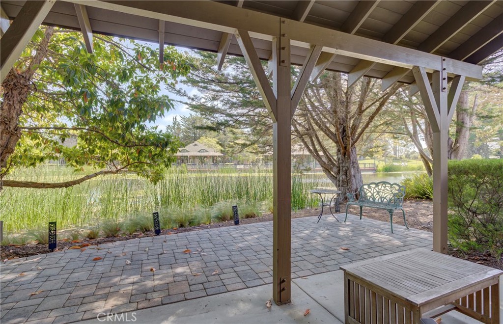 2303 Sanderling Court
