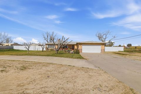 Photo of 10231 E Avenue R2, Littlerock, CA 93543 (MLS # SR26039451)