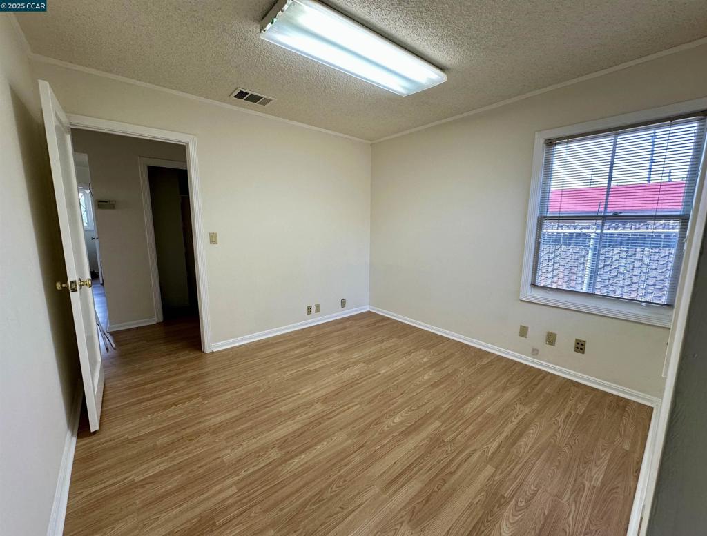 ESTABROOK - Residential Income