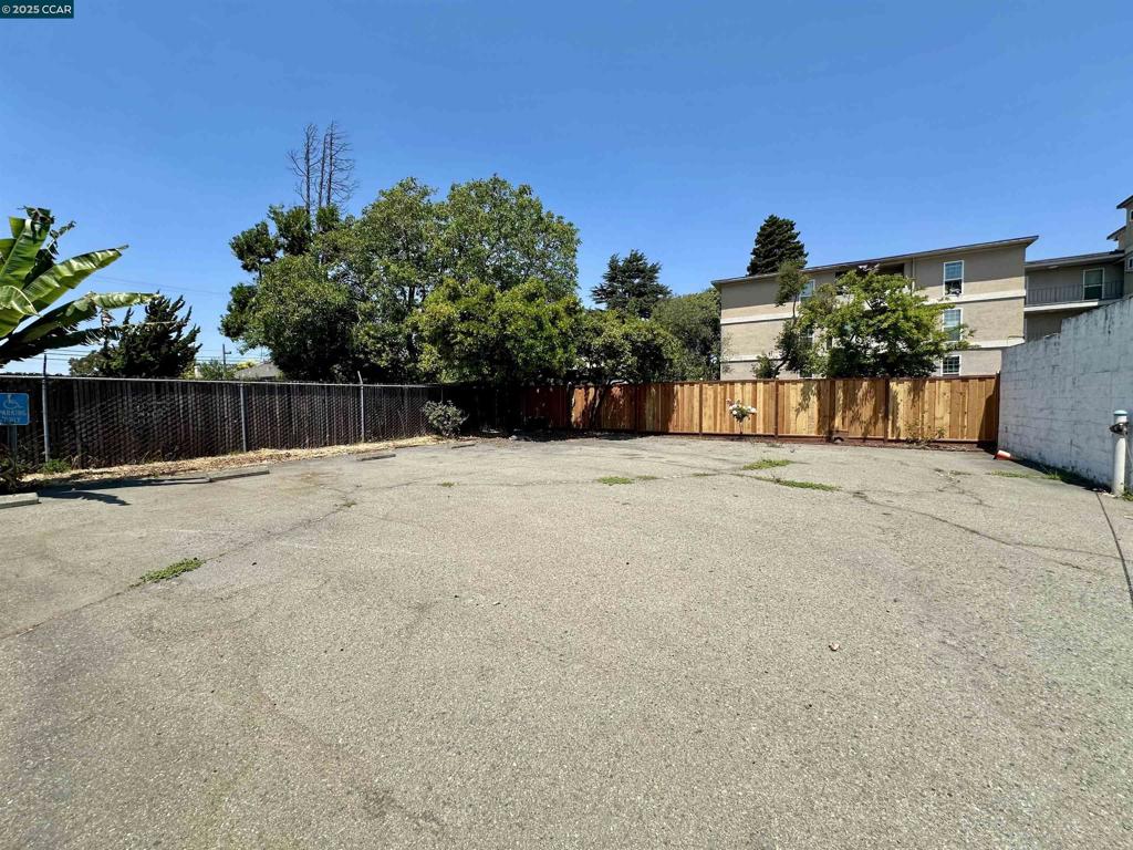 ESTABROOK - Residential Income