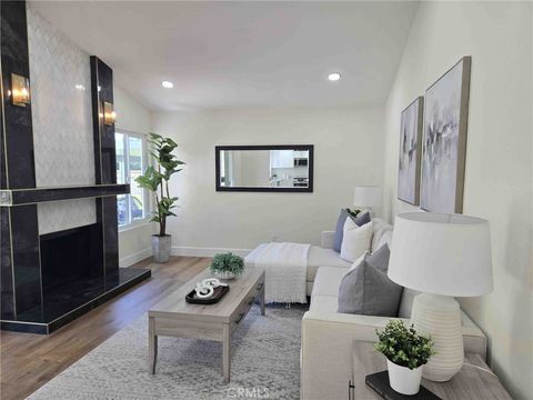 23516 Villena Mission Viejo CA 92692