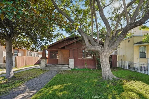 1334 E 9th Street E, Long Beach, CA 90813 - MLS#: SR26023945