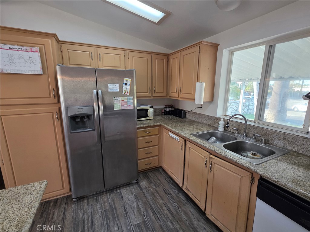 17700 WESTERN Avenue 1