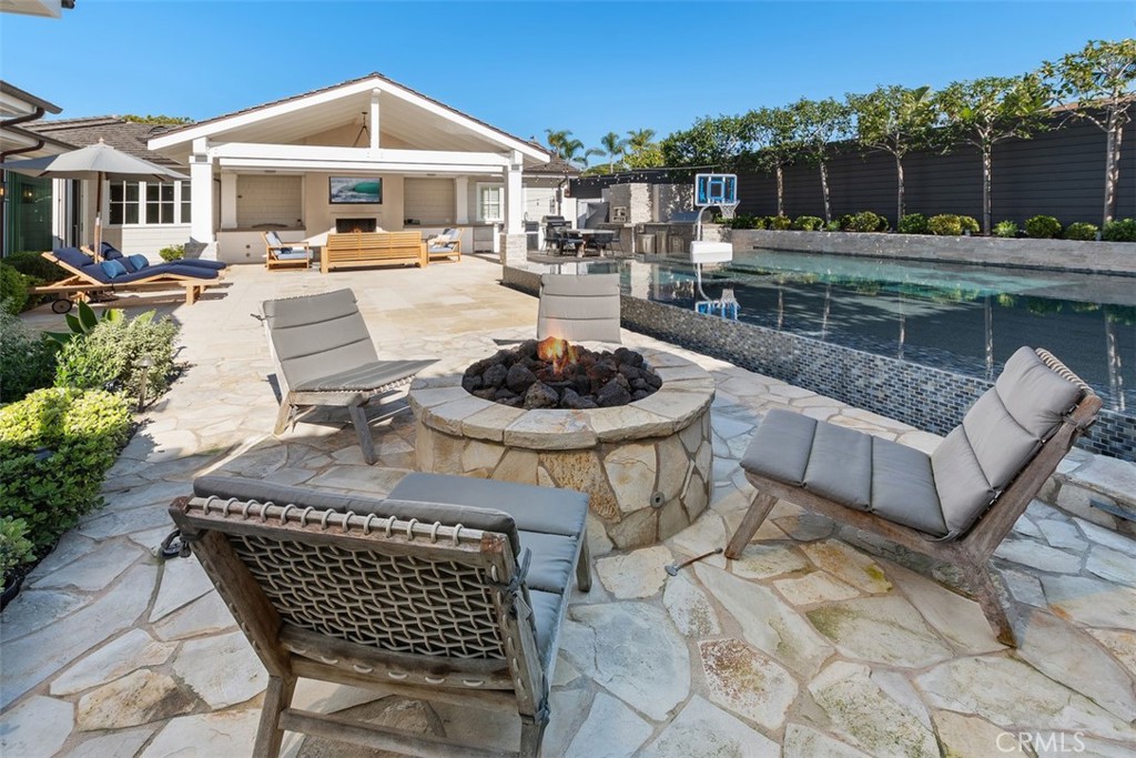 Irvine Terrace (IRVT) - Residential