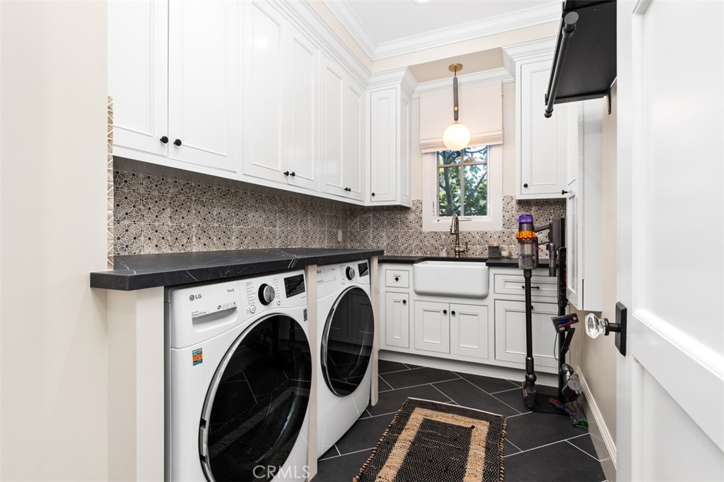 Irvine Terrace (IRVT) - Residential