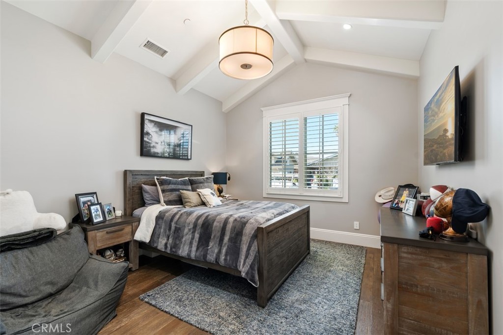 Irvine Terrace (IRVT) - Residential