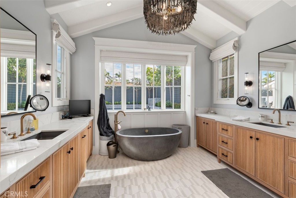 Irvine Terrace (IRVT) - Residential