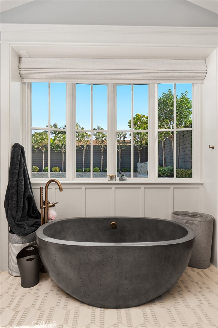 Irvine Terrace (IRVT) - Residential