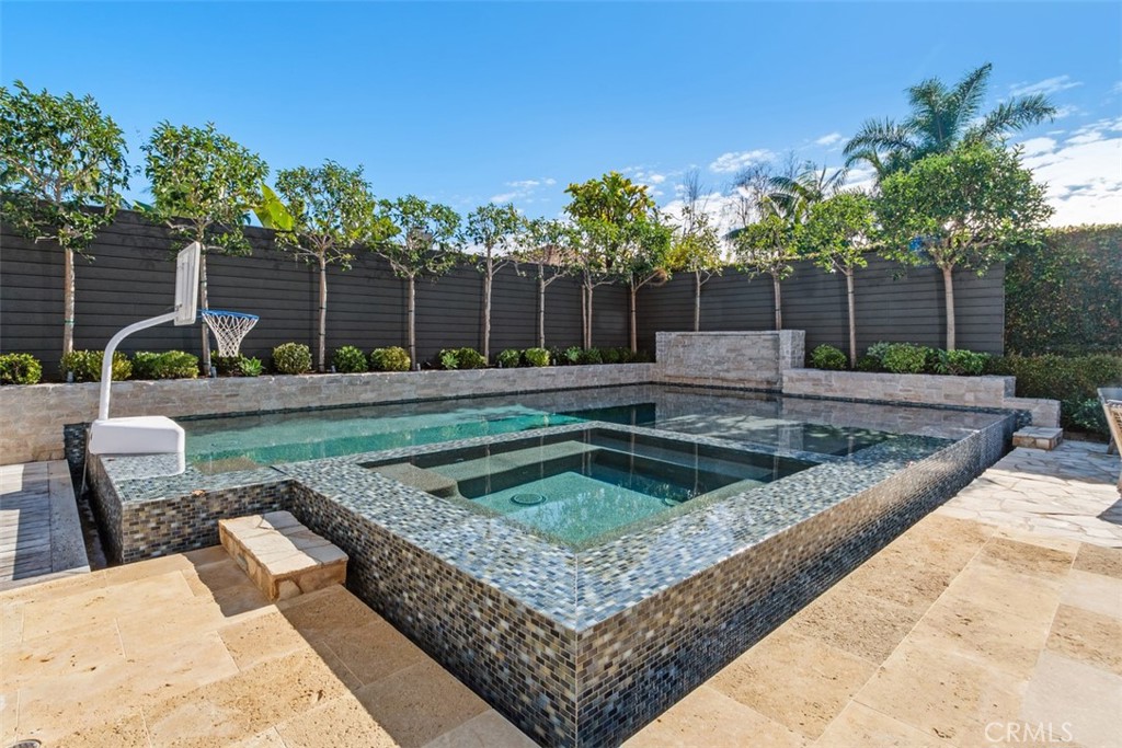 Irvine Terrace (IRVT) - Residential