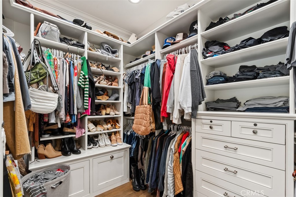 Irvine Terrace (IRVT) - Residential