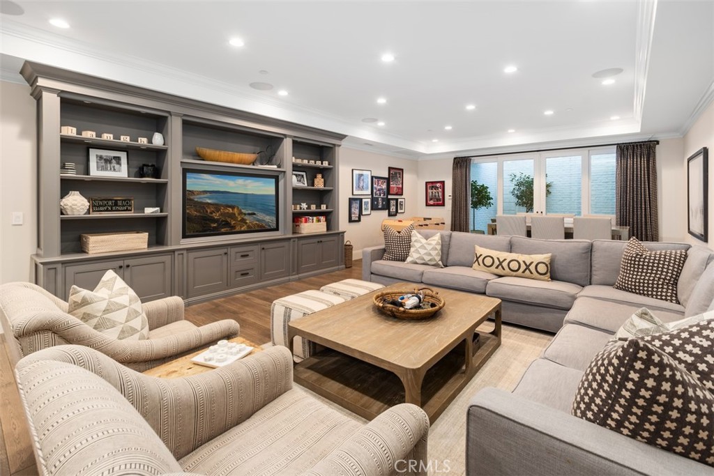 Irvine Terrace (IRVT) - Residential