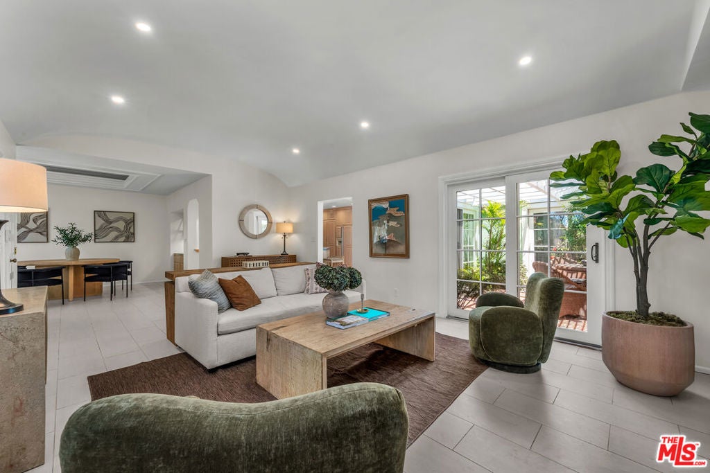 463 16th Street, Santa Monica CA 90402