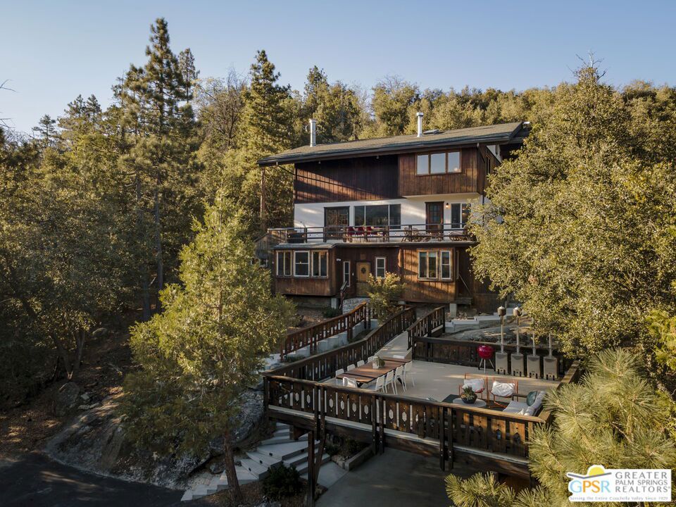 52915 Middle Ridge Drive