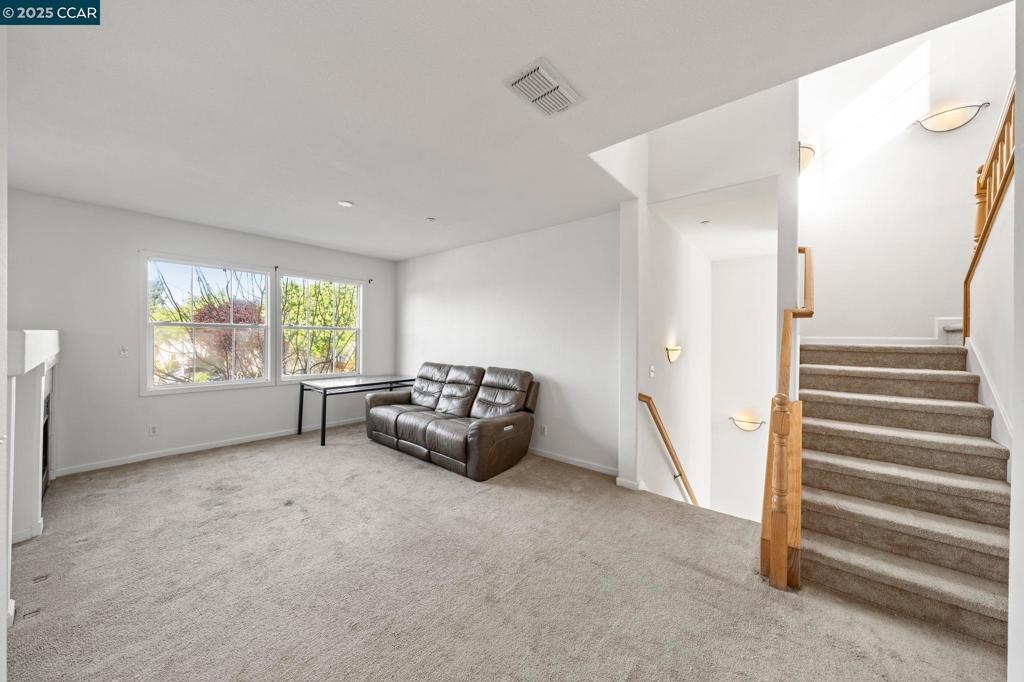 DUBLIN GREEN - Residential