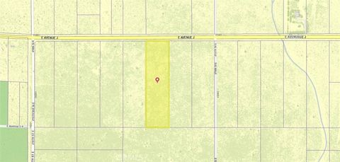 39 E 213 Street E Hi Vista CA 93535