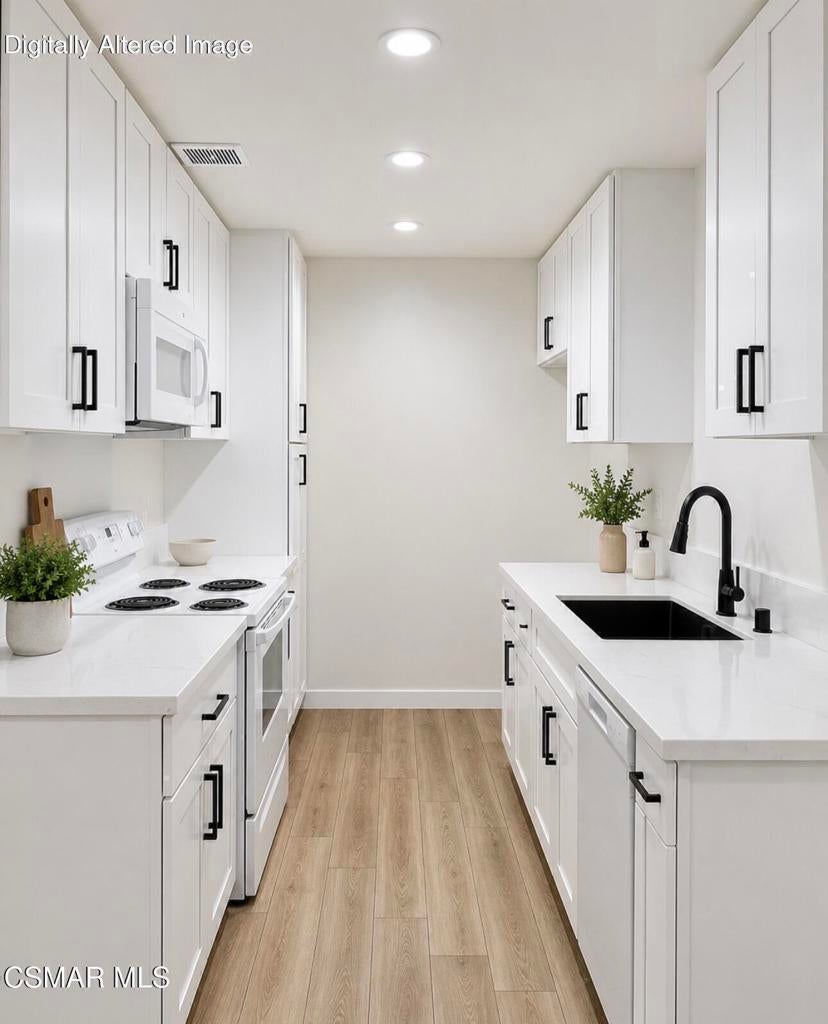 Photo of 5400 Newcastle Avenue #68, Encino, CA 91316 (MLS # 226003836)