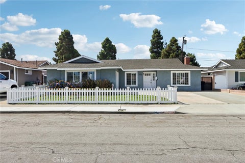 Photo of 5792 Venturi Drive, Huntington Beach, CA 92649 (MLS # OC26191193)