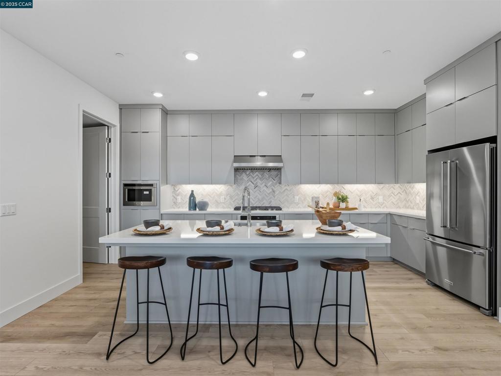 WARM SPRINGS - Residential