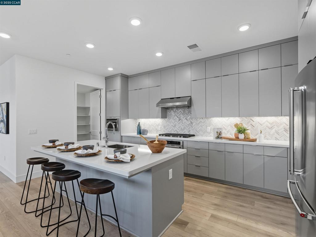 WARM SPRINGS - Residential