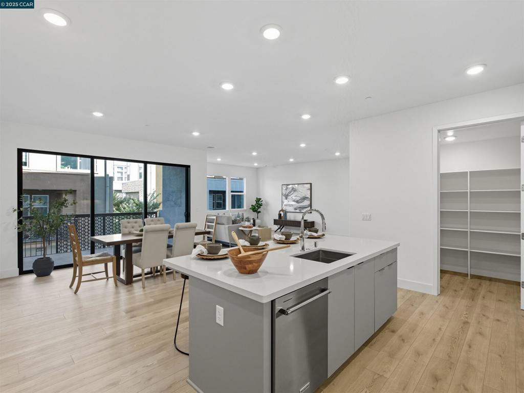 WARM SPRINGS - Residential