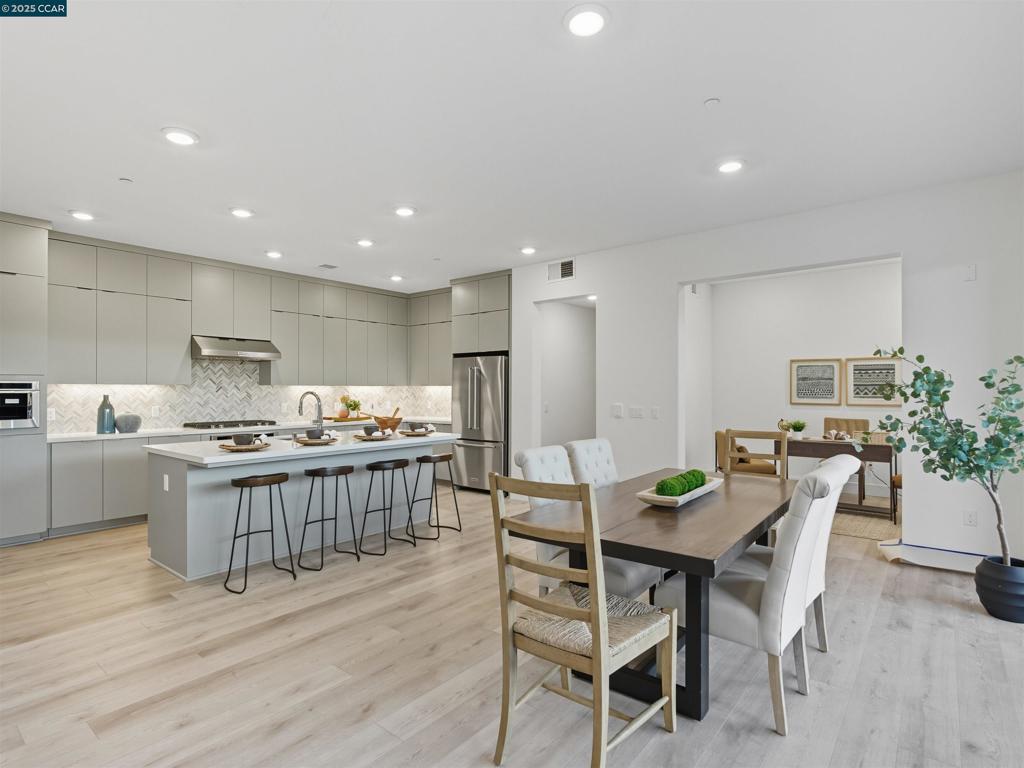 WARM SPRINGS - Residential