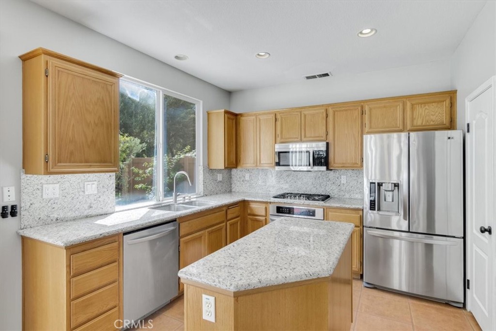 Newbury Estates (173) - Residential Lease
