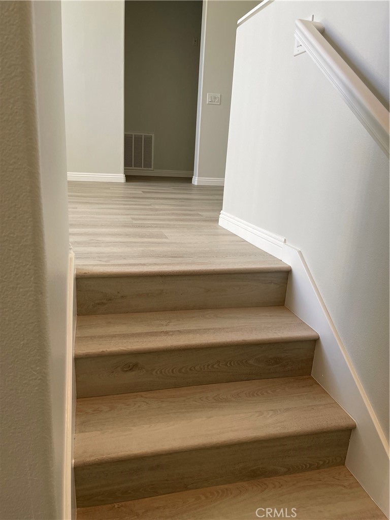 2403 Ladrillo Aisle 51