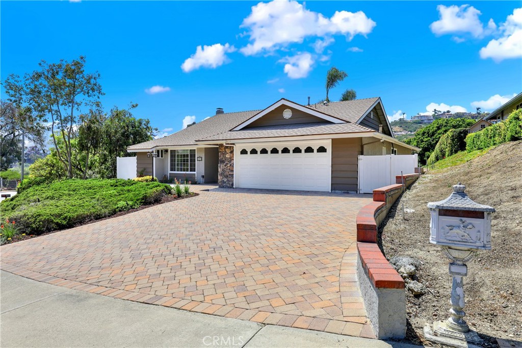 703 Calle Vallarta