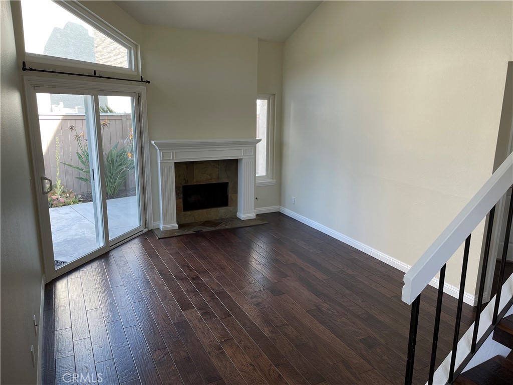 381 Deerfield Avenue