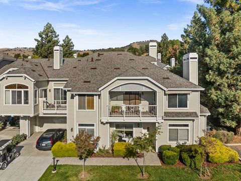 Photo of 7742 Kilmarnok Drive, San Jose, CA 95135 (MLS # ML82025264)