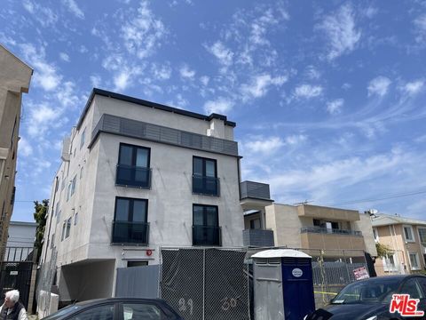 1427 S Bedford Street Los Angeles CA 90035