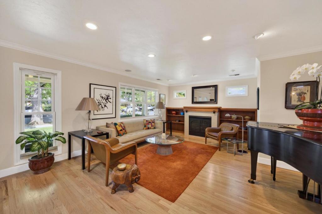1773 Creek Drive