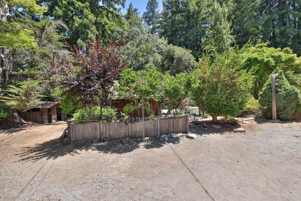 23295 Summit Road