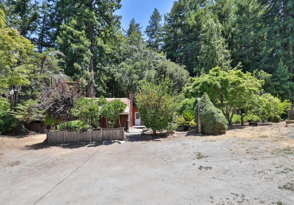 23295 Summit Road