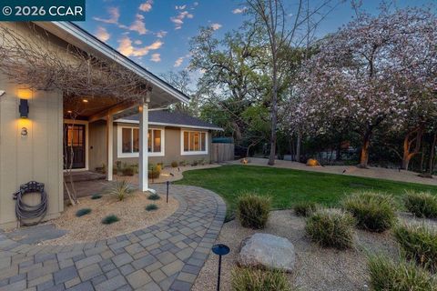 Photo of 3 3 Buckeye Ln Ln, Danville, CA 94526 (MLS # 41125880)