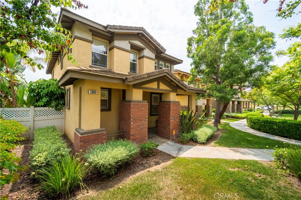 1803 Chambers Court