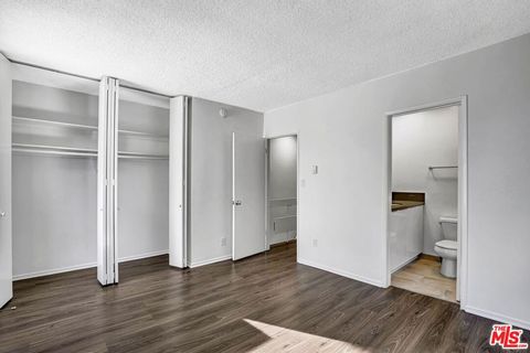 Tiny photo for 831 2nd Street, Santa Monica, CA 90403 (MLS # 26649739)