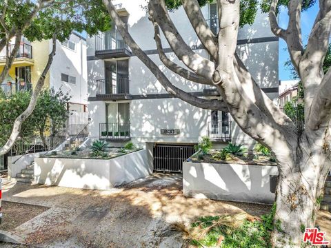 Photo of 831 2nd Street, Santa Monica, CA 90403 (MLS # 26649739)