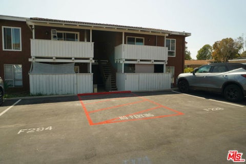 Photo of 1300 Saratoga Avenue #2009, Ventura, CA 93003 (MLS # 26863619)