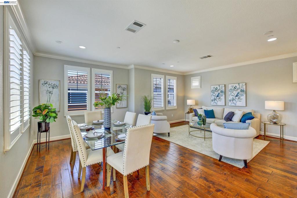 538 Selby Ln