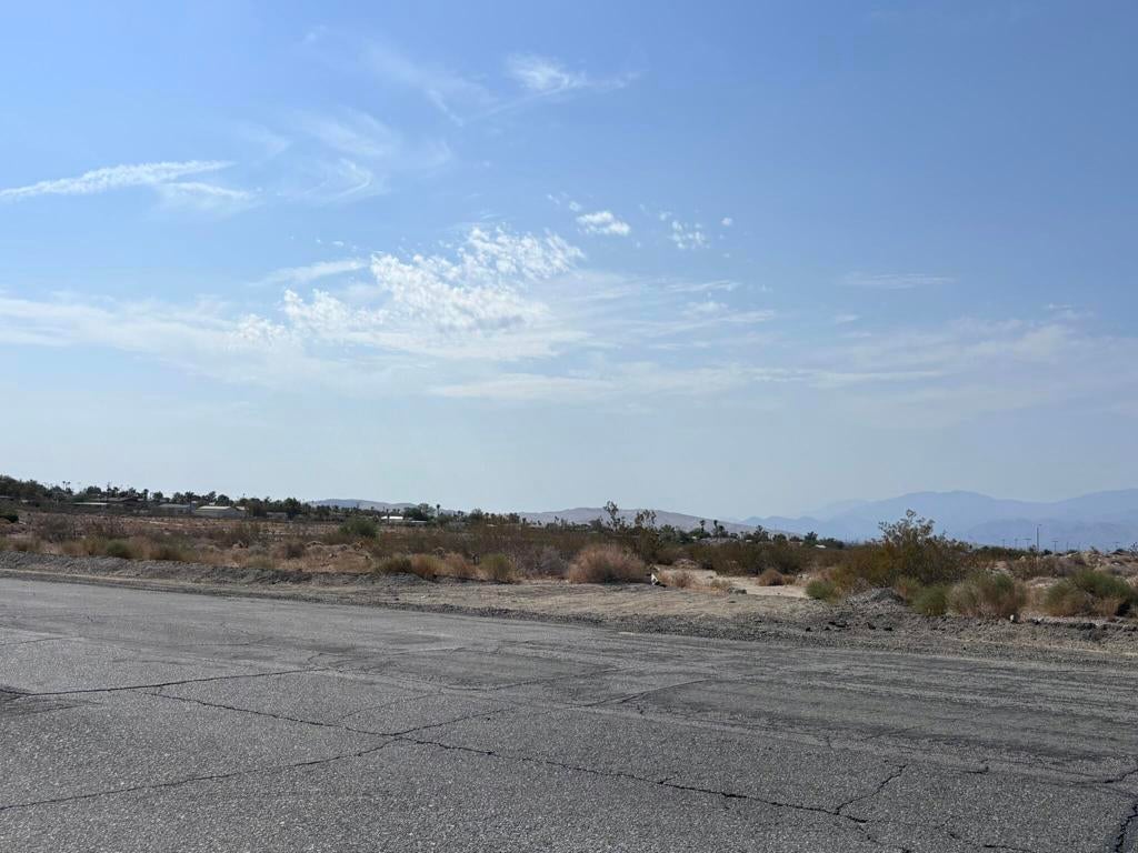0 Apn 664-140-019, Mission Lakes Boulevard