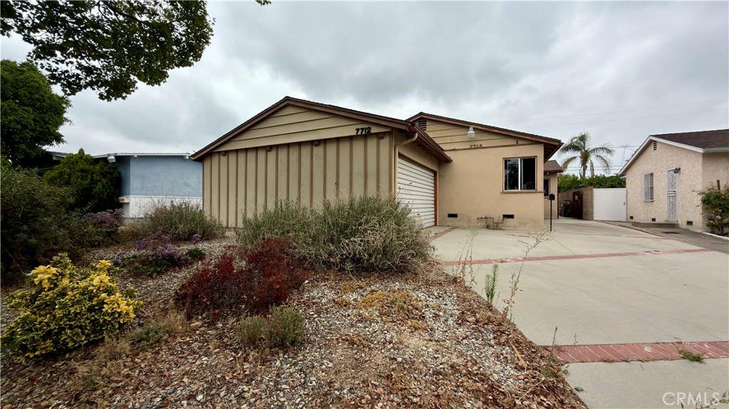 Photo of 7712 Lemp AVE, North Hollywood, CA 91605 (MLS # PW26114454)