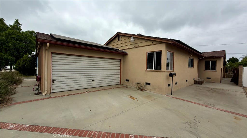 Photo of 7712 Lemp AVE, North Hollywood, CA 91605 (MLS # PW26114454)