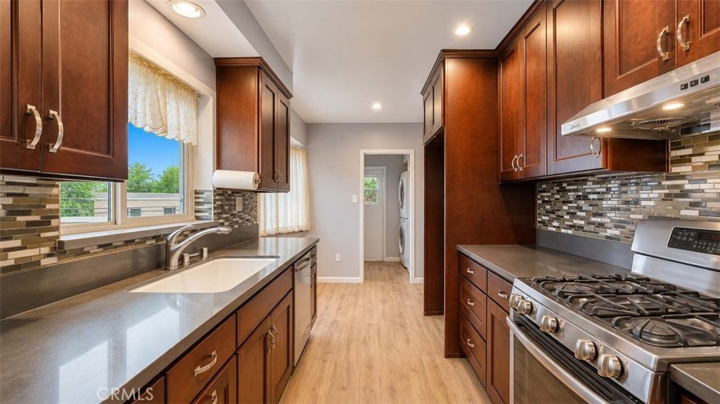 1031 Prospect