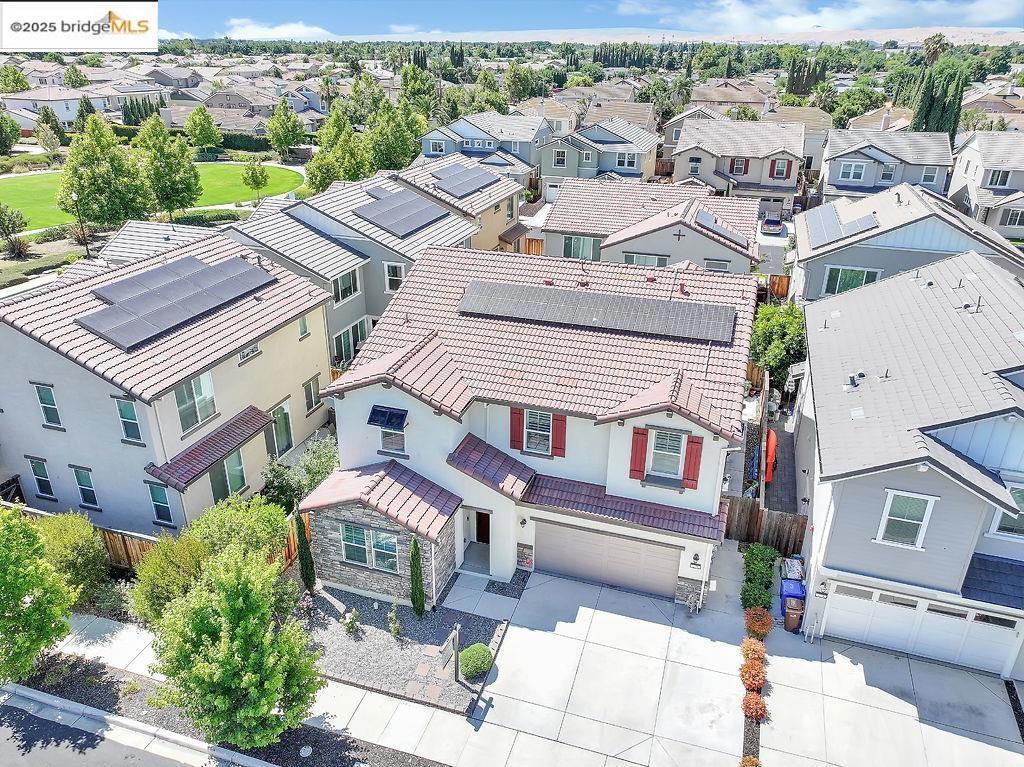 BRENTWOOD - Residential Lease